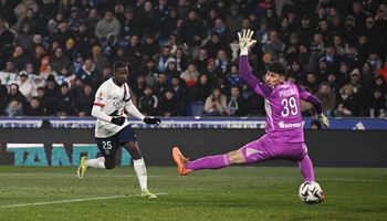 Strasbourg vs PSG (02:45 – 02/02) | Xem lại trận đấu